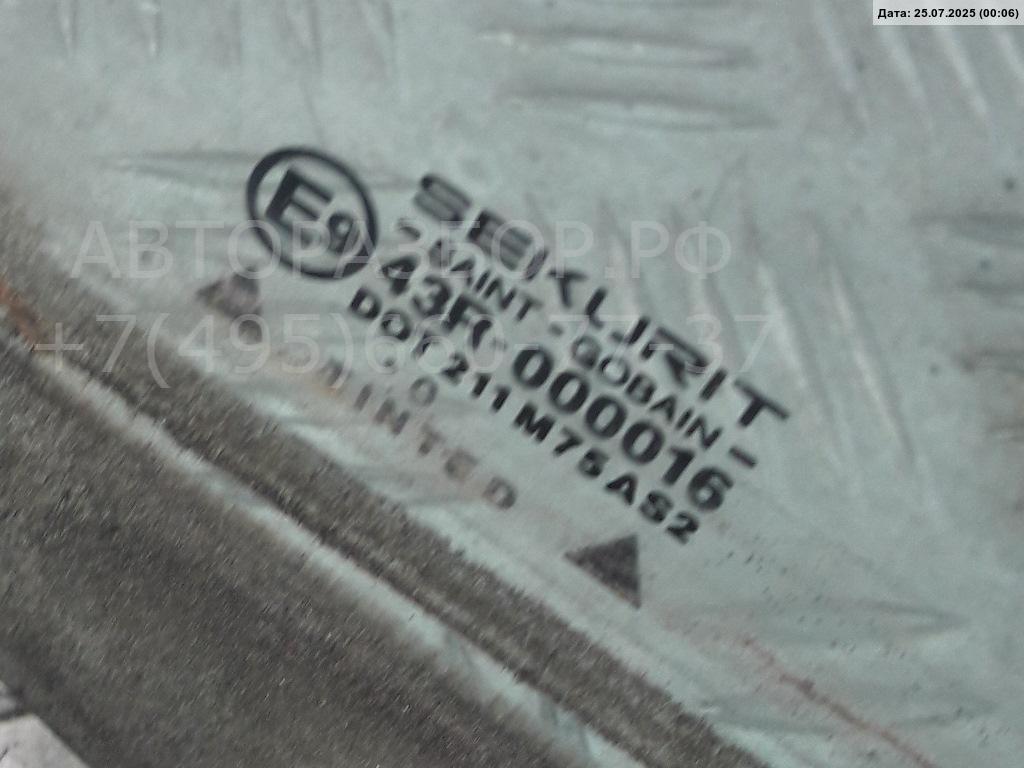 Стекло двери задней левой