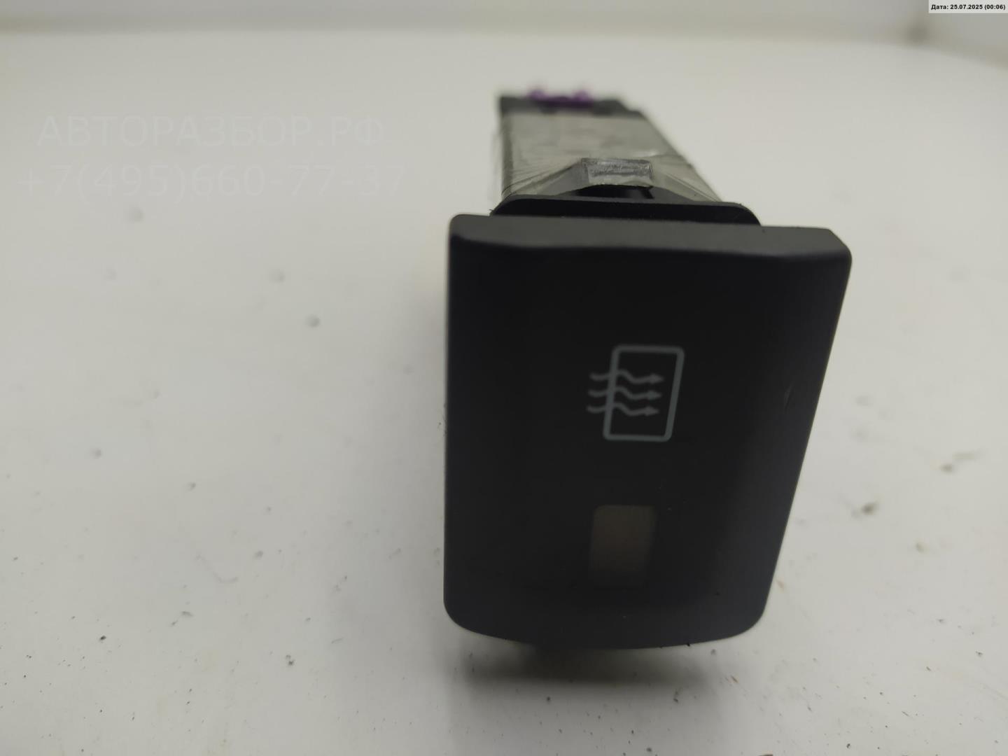 Кнопка обогрева заднего стекла для A3 (8L1) 1996-2003