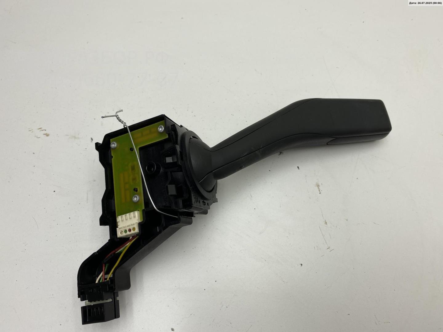 Переключатель поворотов подрулевой