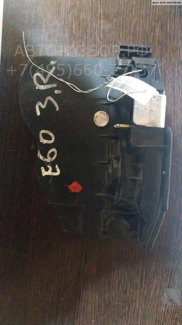 Замок двери задней правой