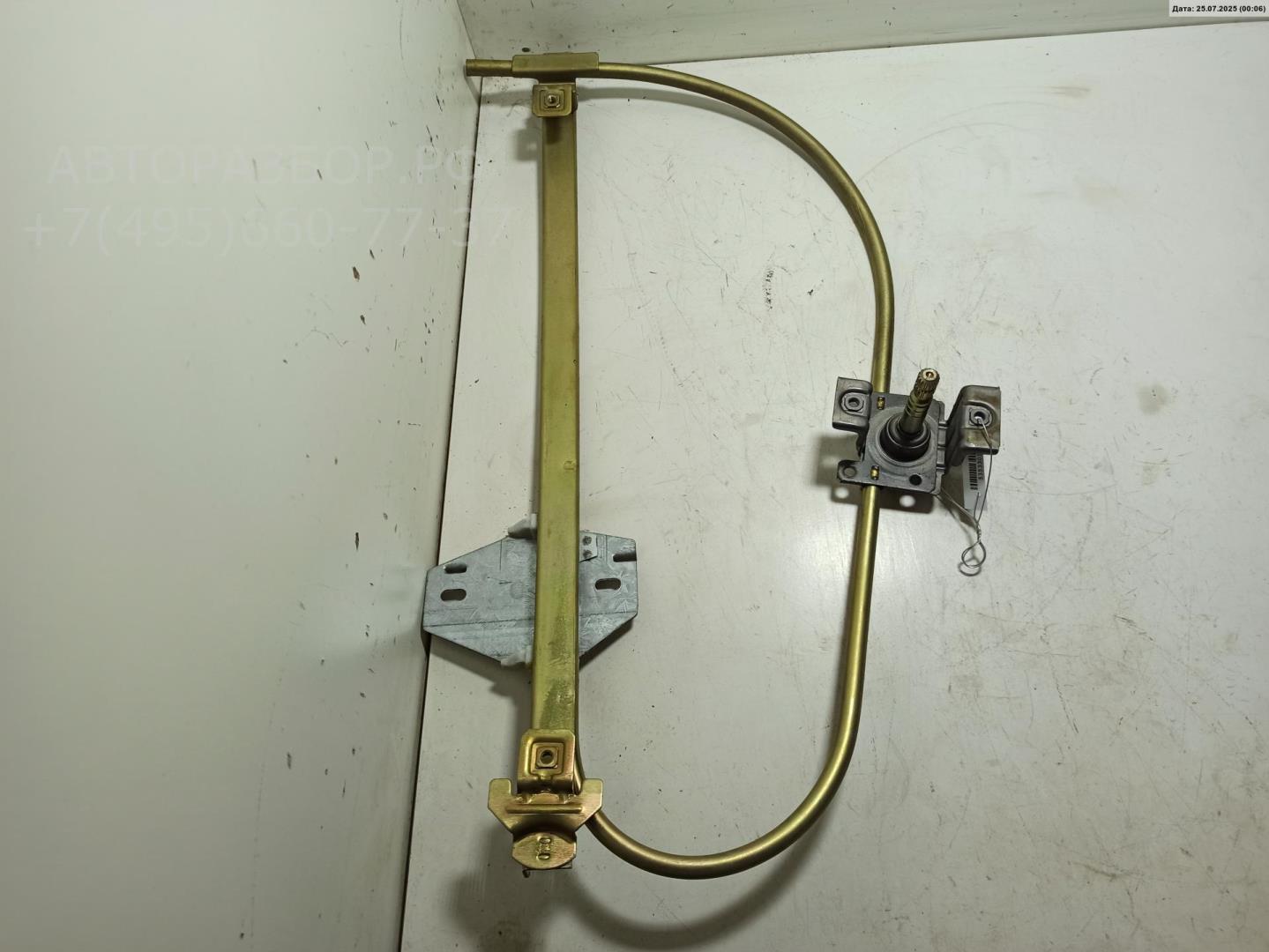 Стеклоподъемник механ. задний правый