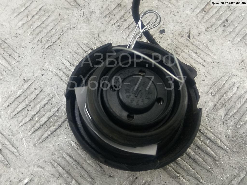 Крышка топливного бака