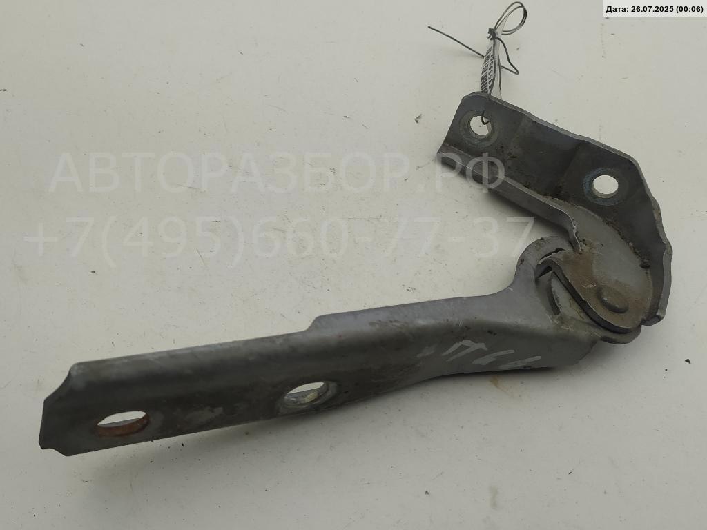 Петля капота правая