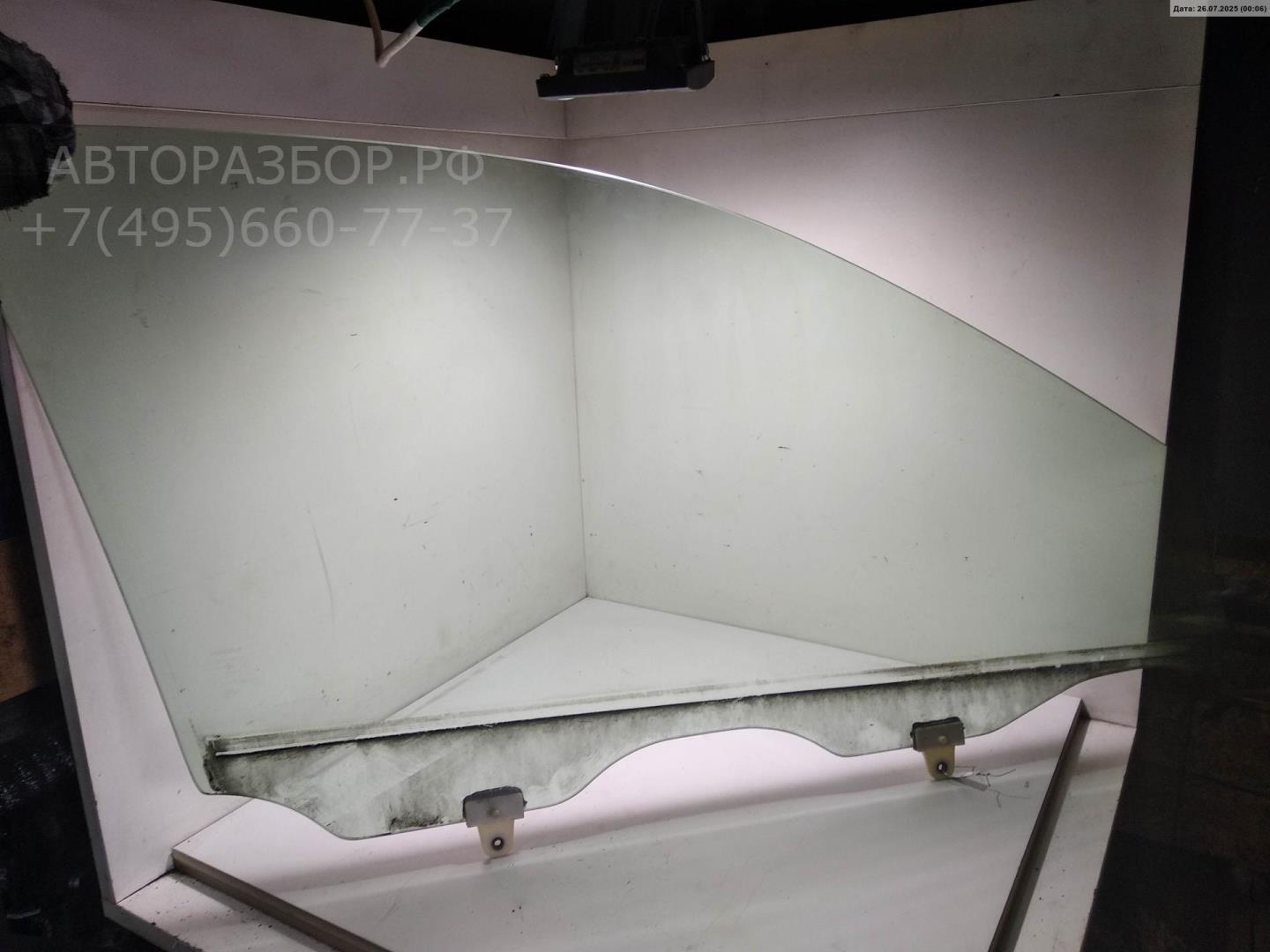 Стекло двери передней левой