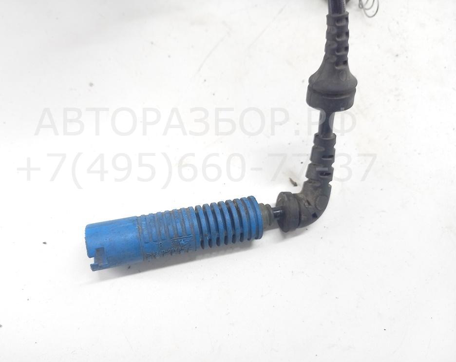 Датчик ABS передний