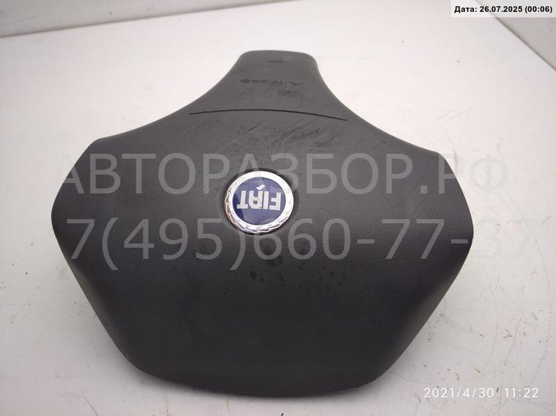 Подушка безопасности в рулевое колесо