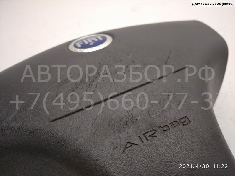 Подушка безопасности в рулевое колесо