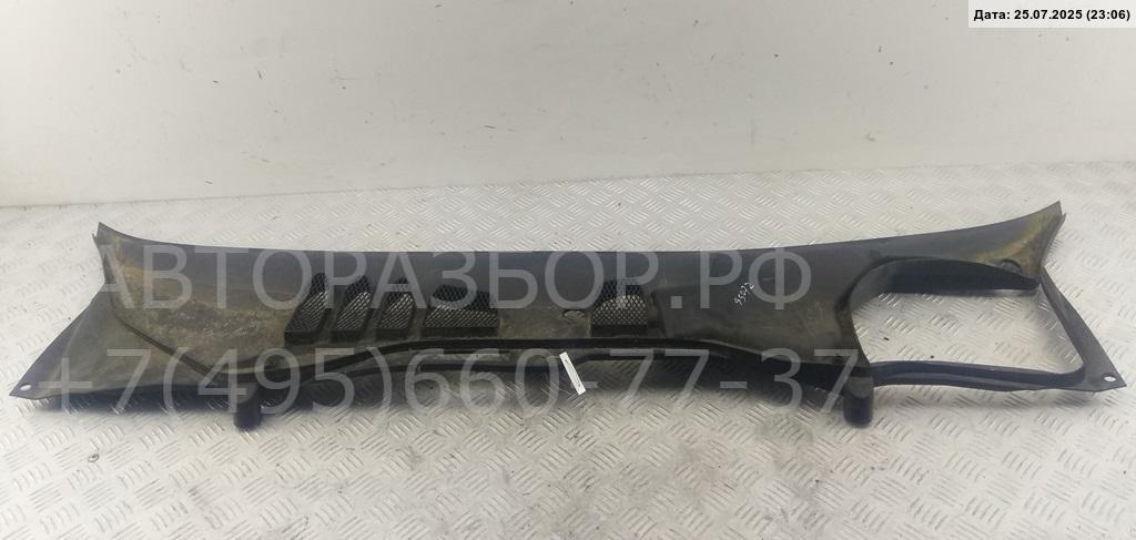 Решетка стеклоочистителей (Жабо)