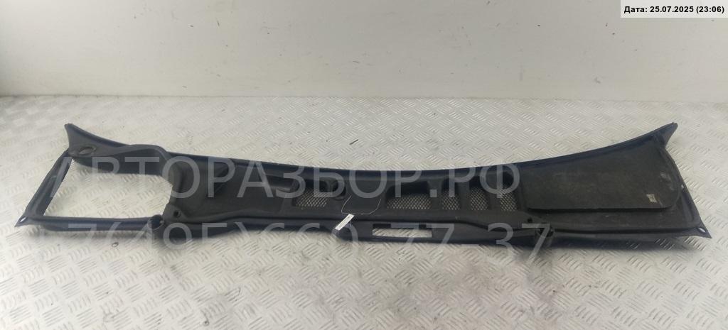 Решетка стеклоочистителей (Жабо)