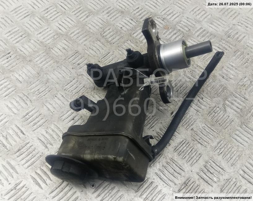 Цилиндр тормозной главный