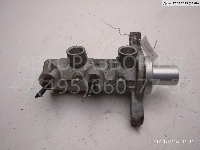 Цилиндр тормозной главный