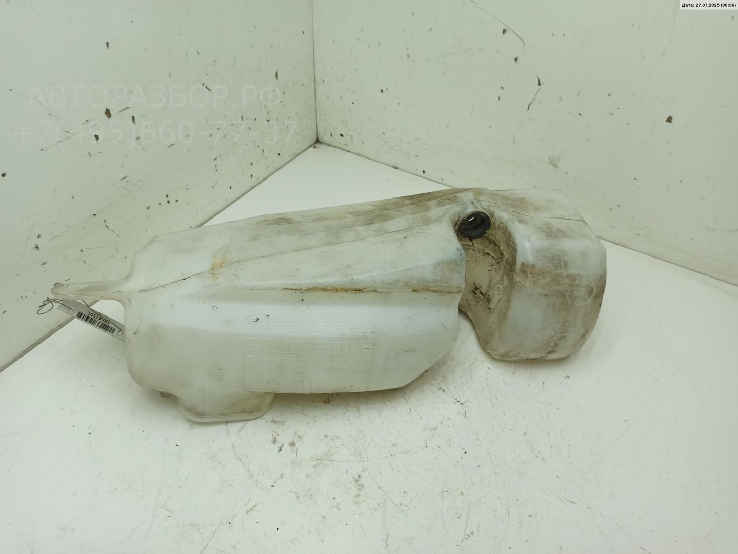 Бачок омывателя лобового стекла