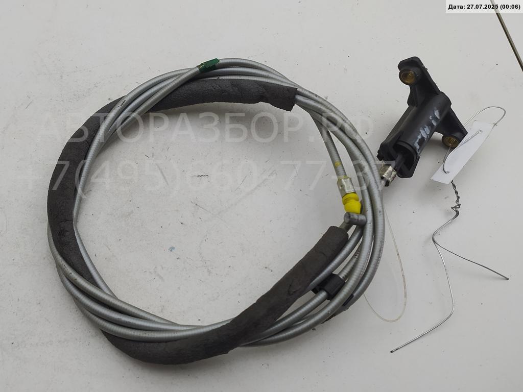 Трос лючка бензобака