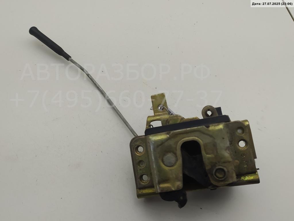 Замок двери передней правой