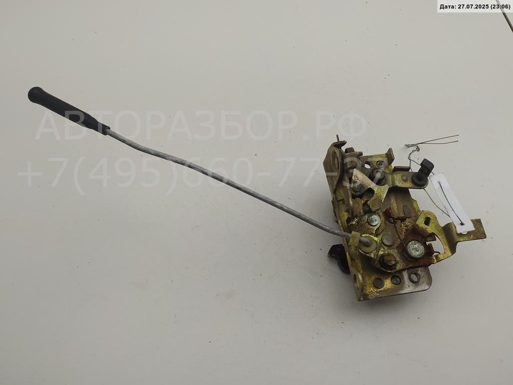 Замок двери передней правой