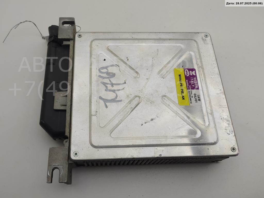 Блок управления двигателем