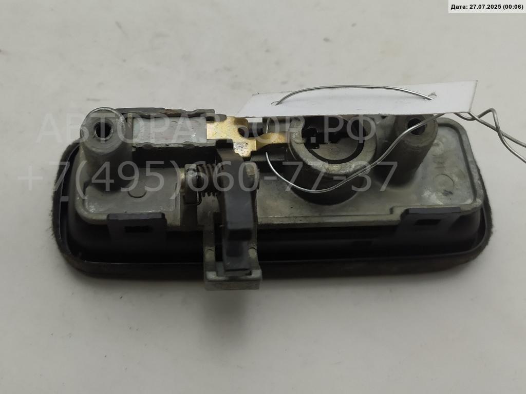 Замок бардачка