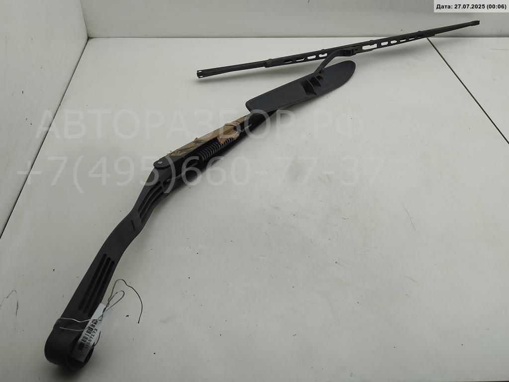 Поводок стеклоочистителя передний левый