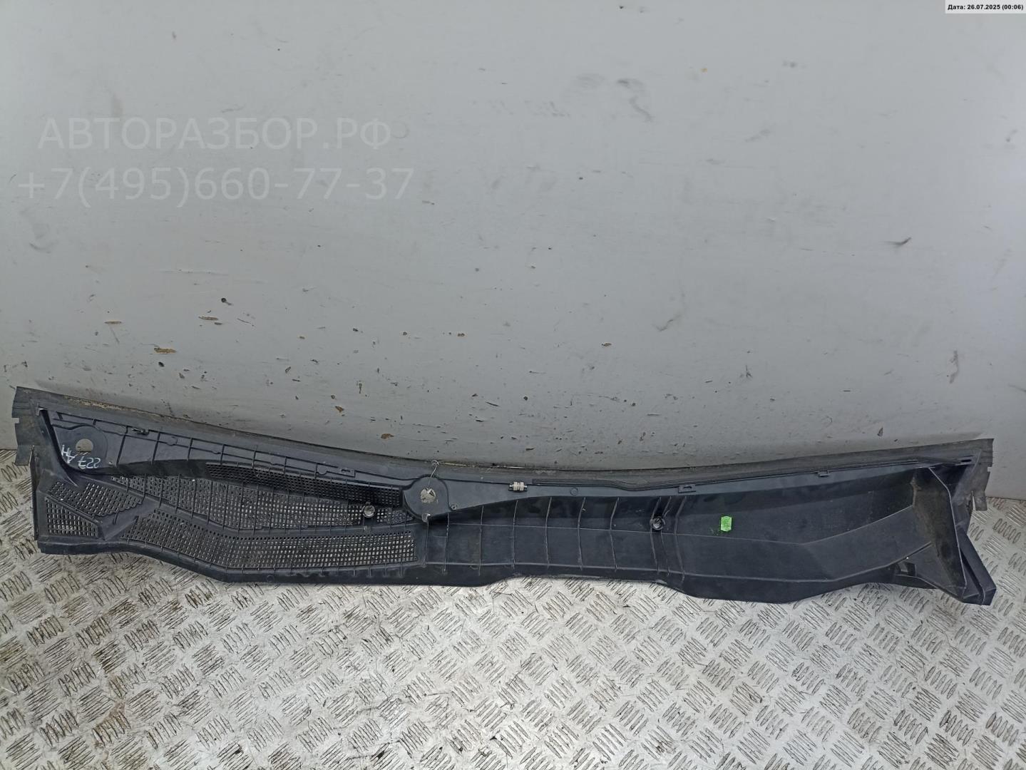 Решетка стеклоочистителей (Жабо)