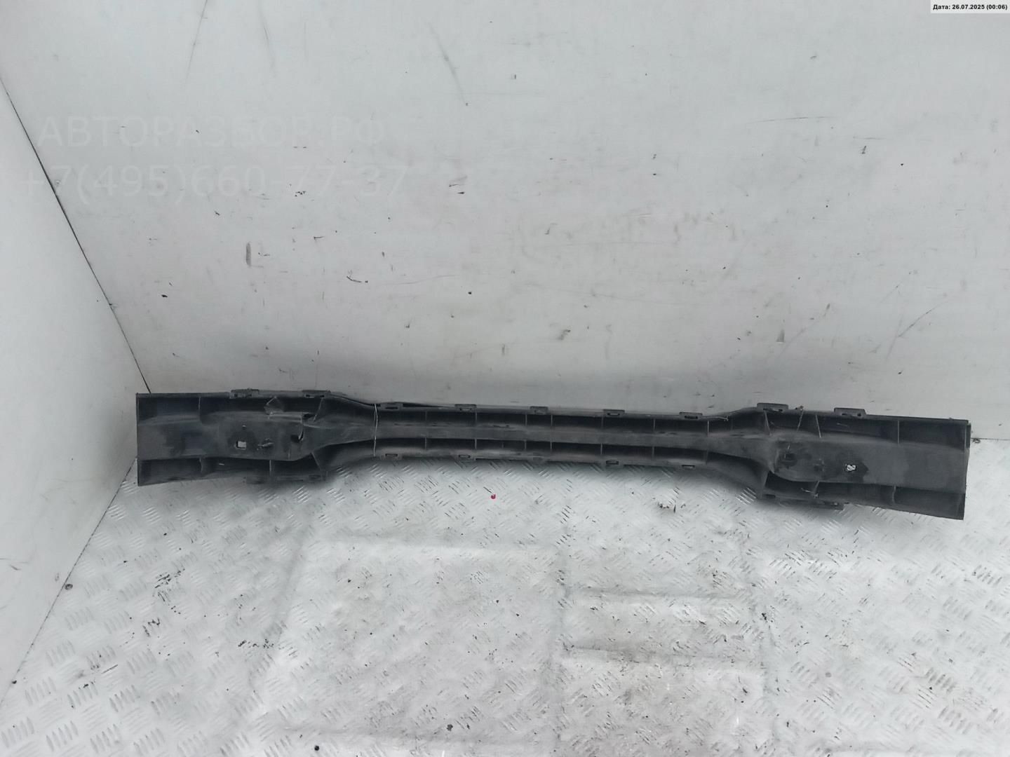 Усилитель переднего бампера