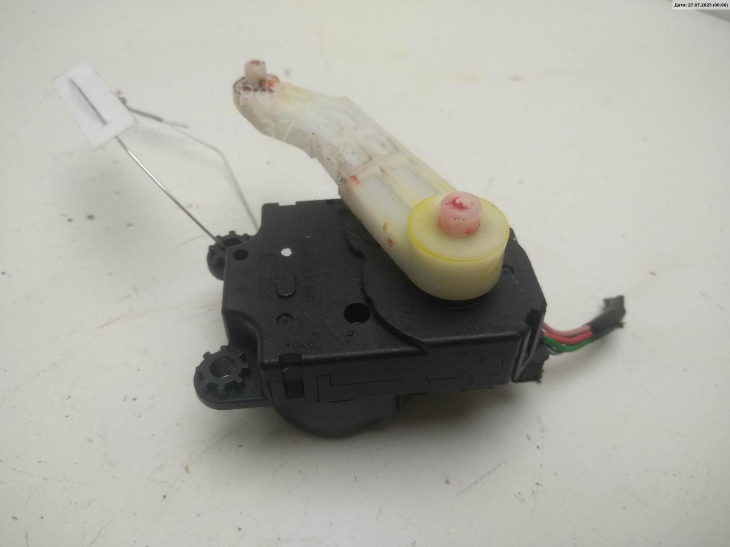 Моторчик заслонки печки