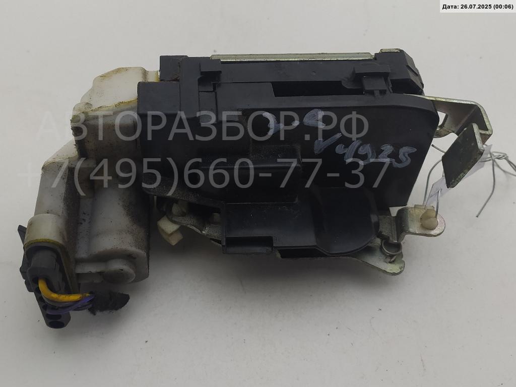 Замок двери задней правой