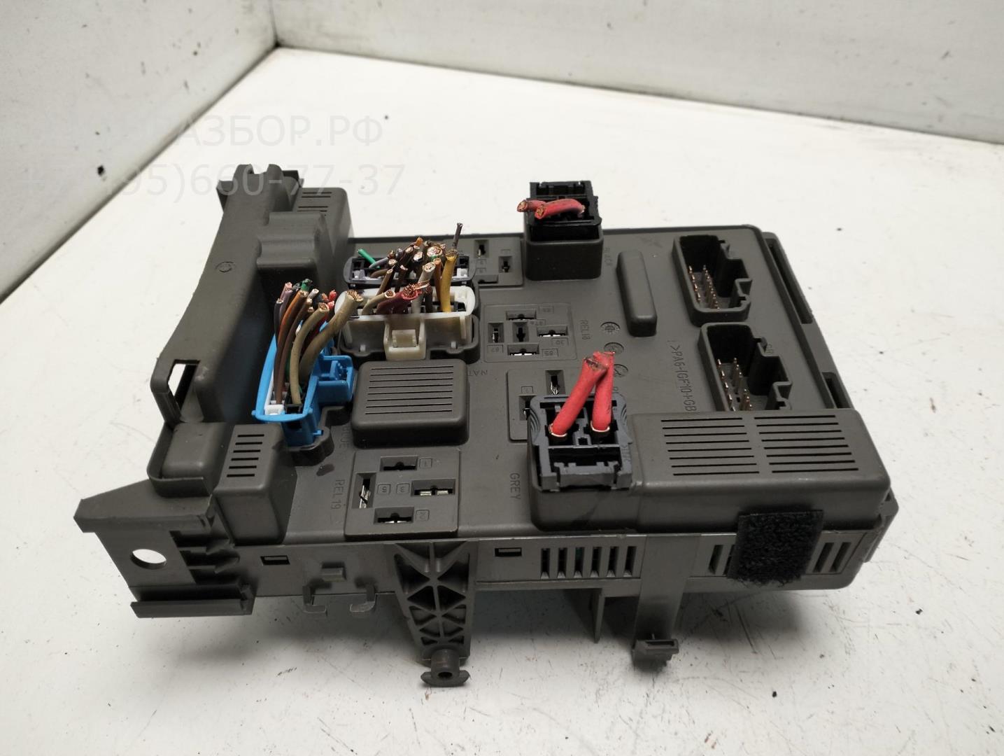 Блок предохранителей