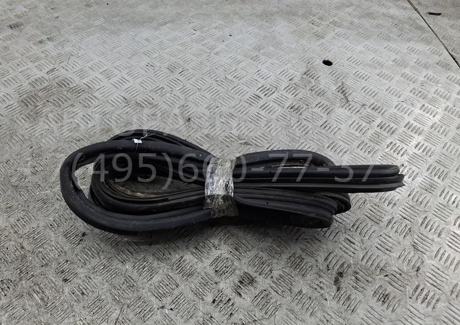 Уплотнитель багажника