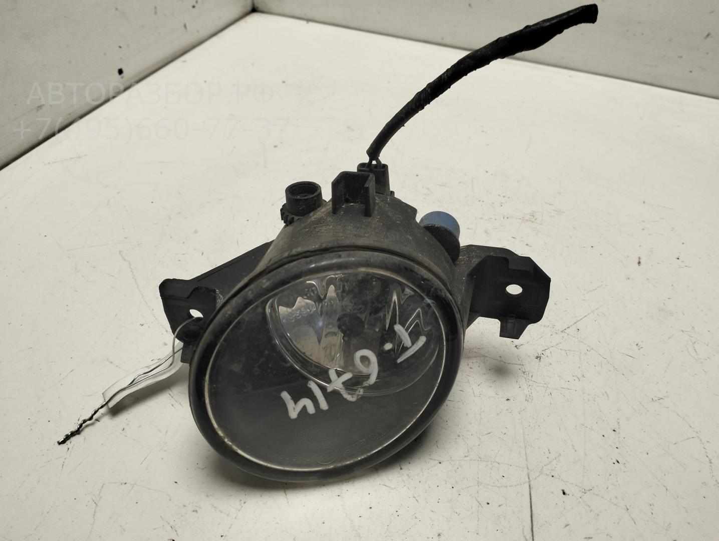 Фара противотуманная правая