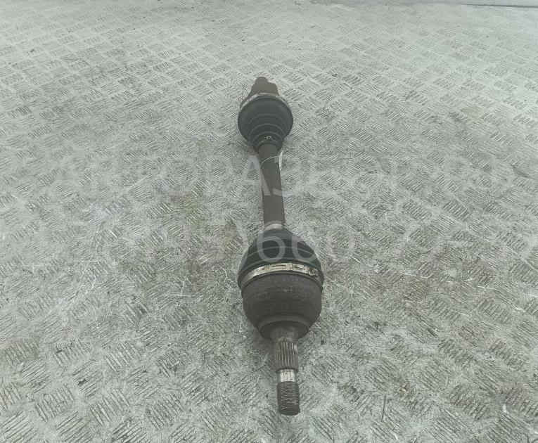 Полуось передняя левая