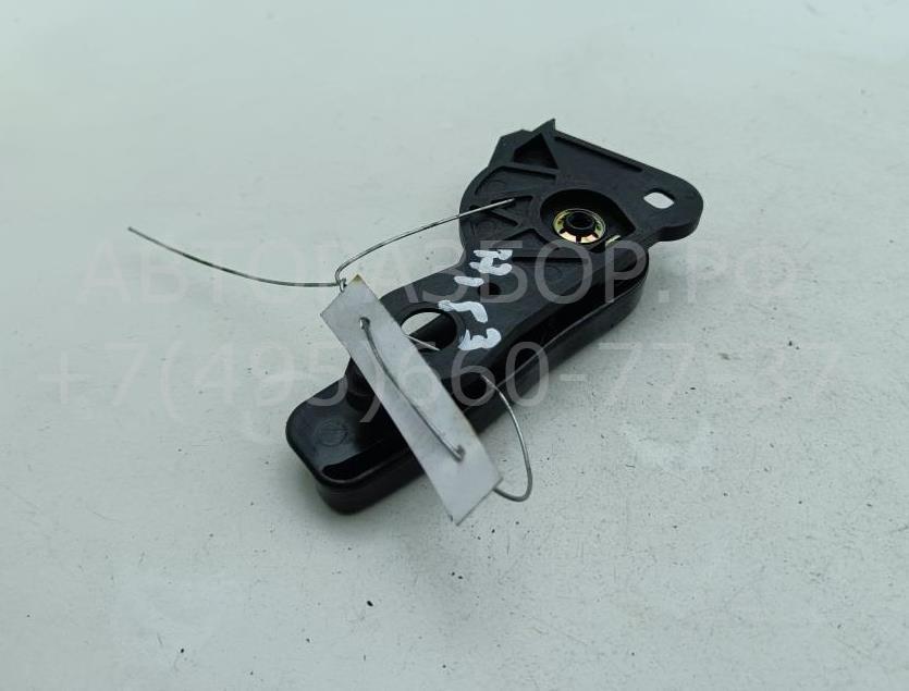 Ручка открывания капота