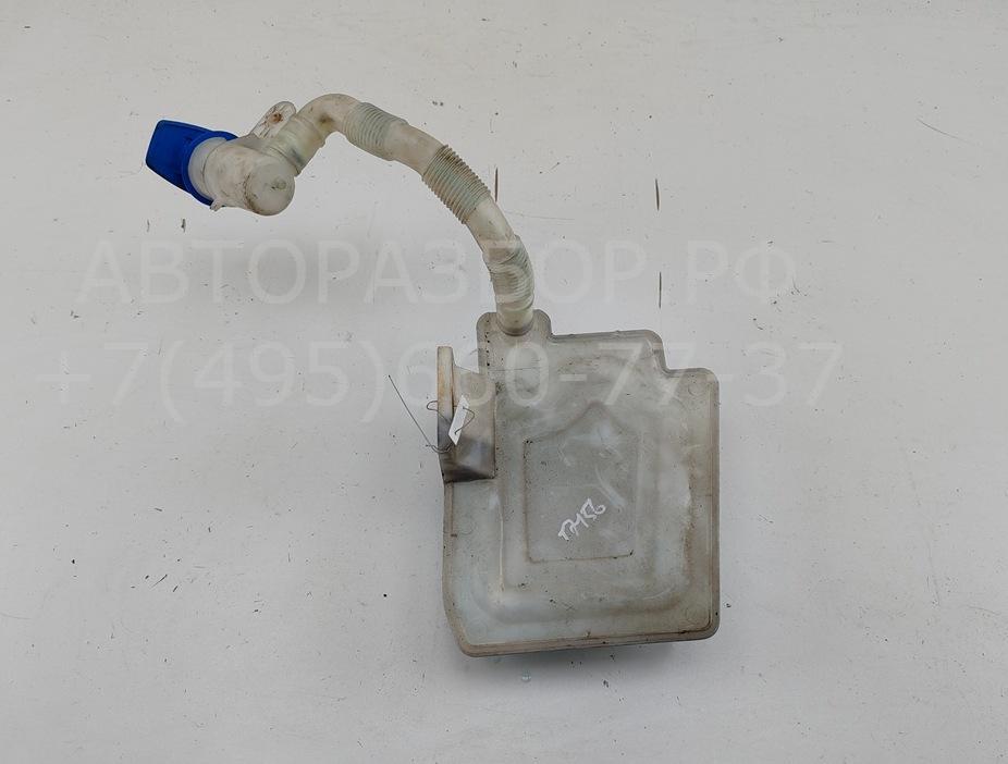 Бачок омывателя лобового стекла