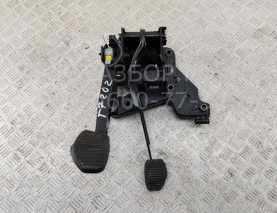 Блок педалей