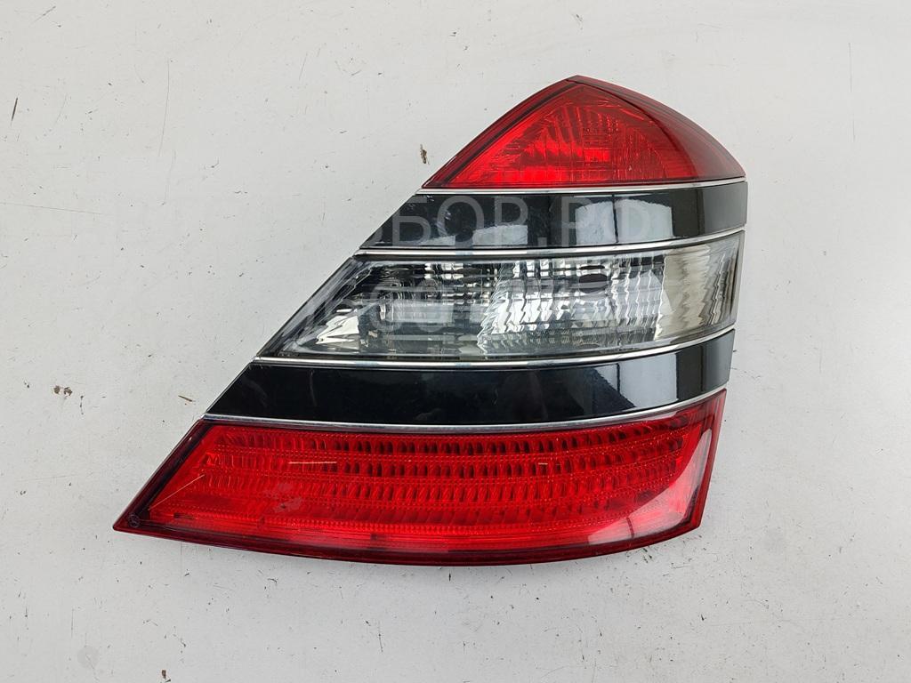 Фонарь задний правый