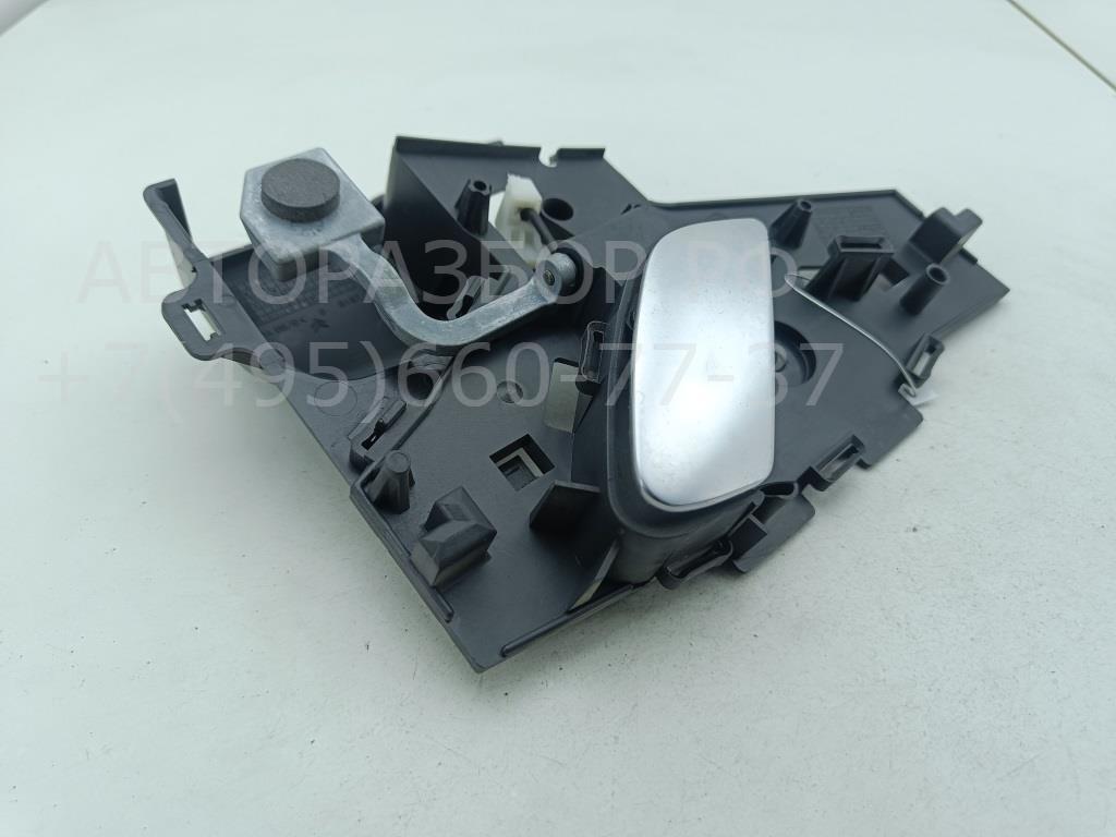 Ручка двери задней внутренняя левая