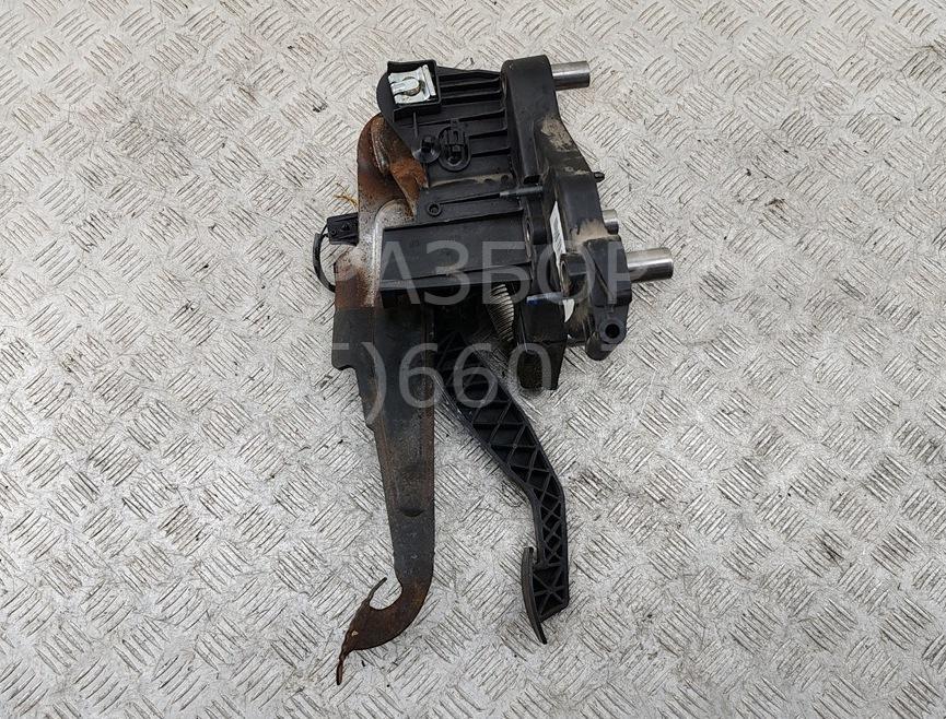 Блок педалей