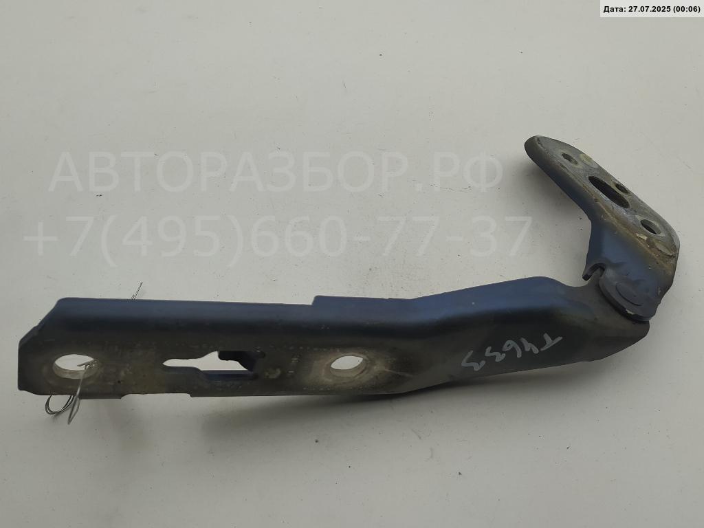 Петля капота правая