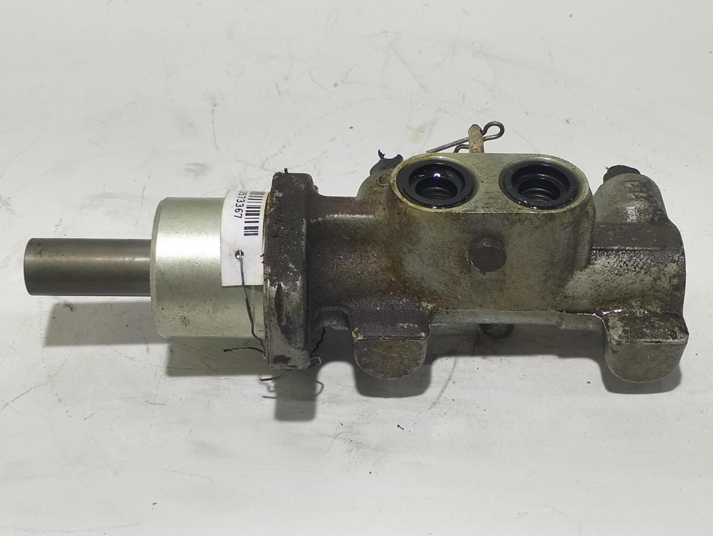 Цилиндр тормозной главный