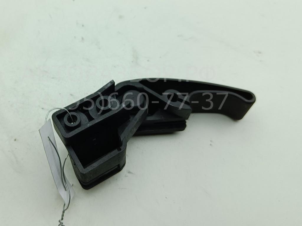 Ручка открывания капота