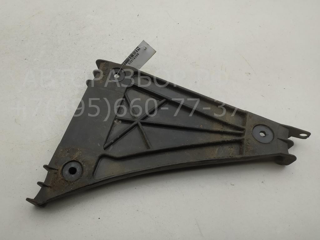 Кронштейн заднего бампера правый