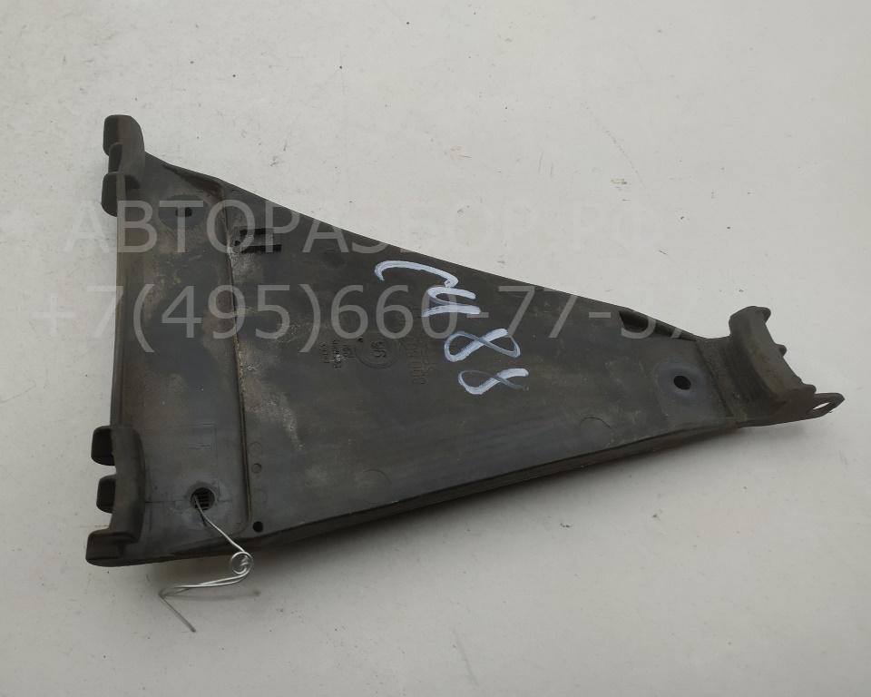 Кронштейн заднего бампера правый