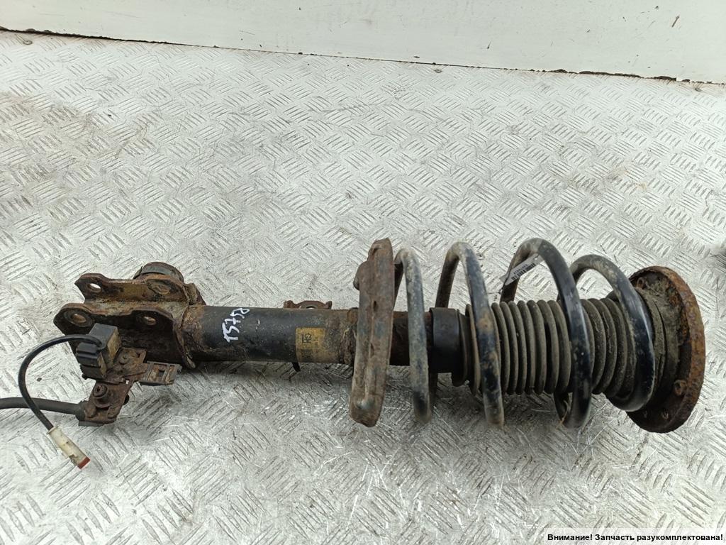 Амортизатор передний правый