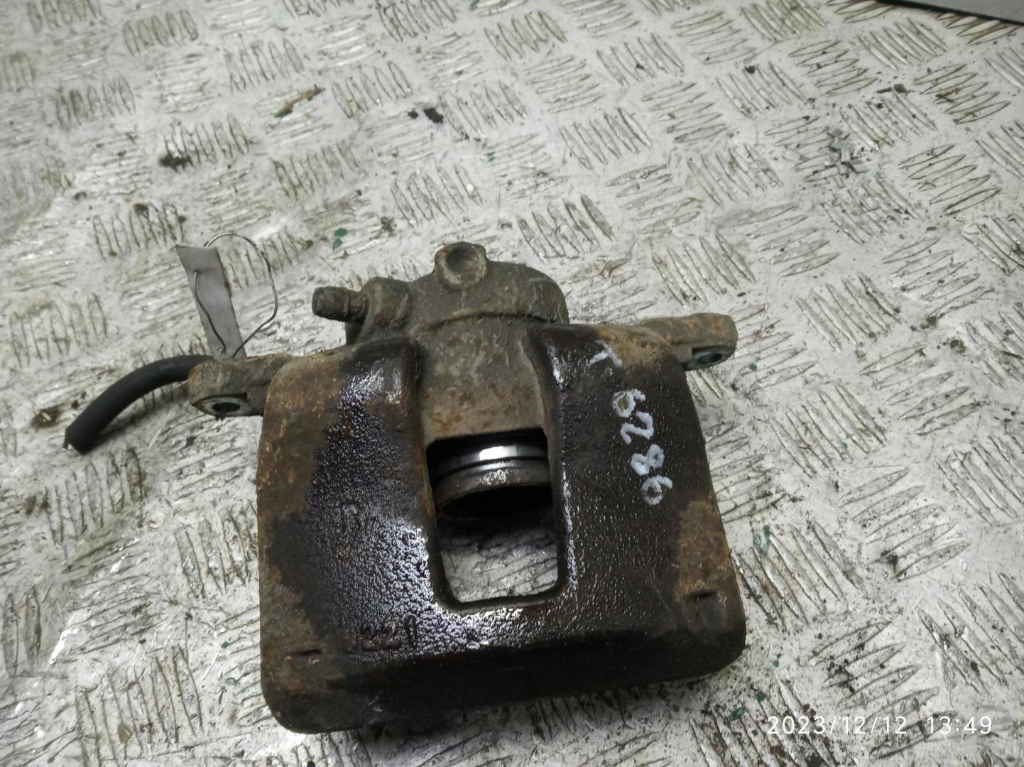 Суппорт задний правый