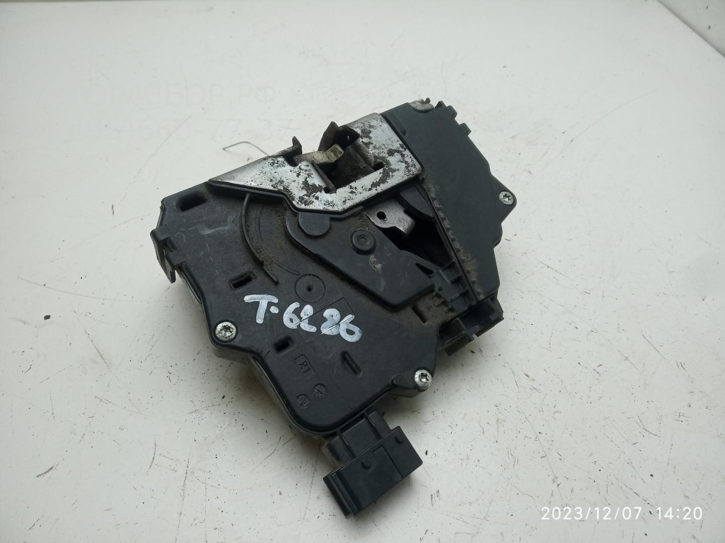 Замок двери сдвижной