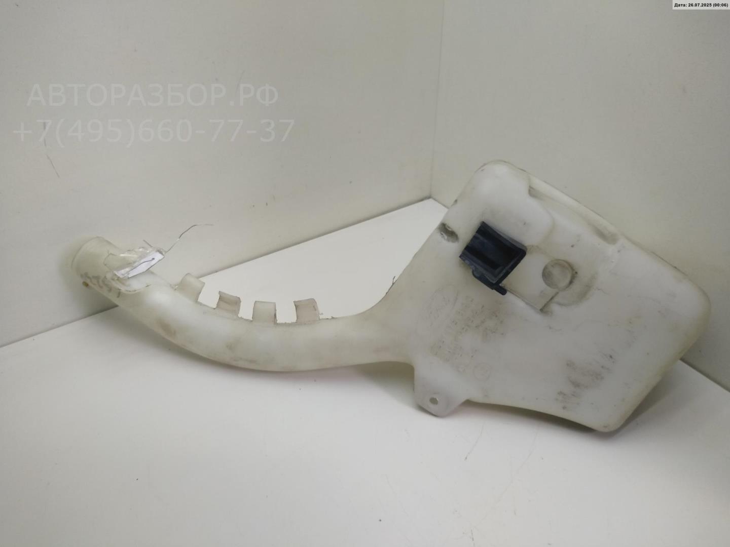 Бачок омывателя лобового стекла