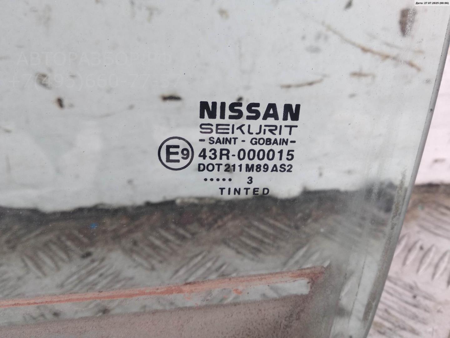 Стекло двери задней левой