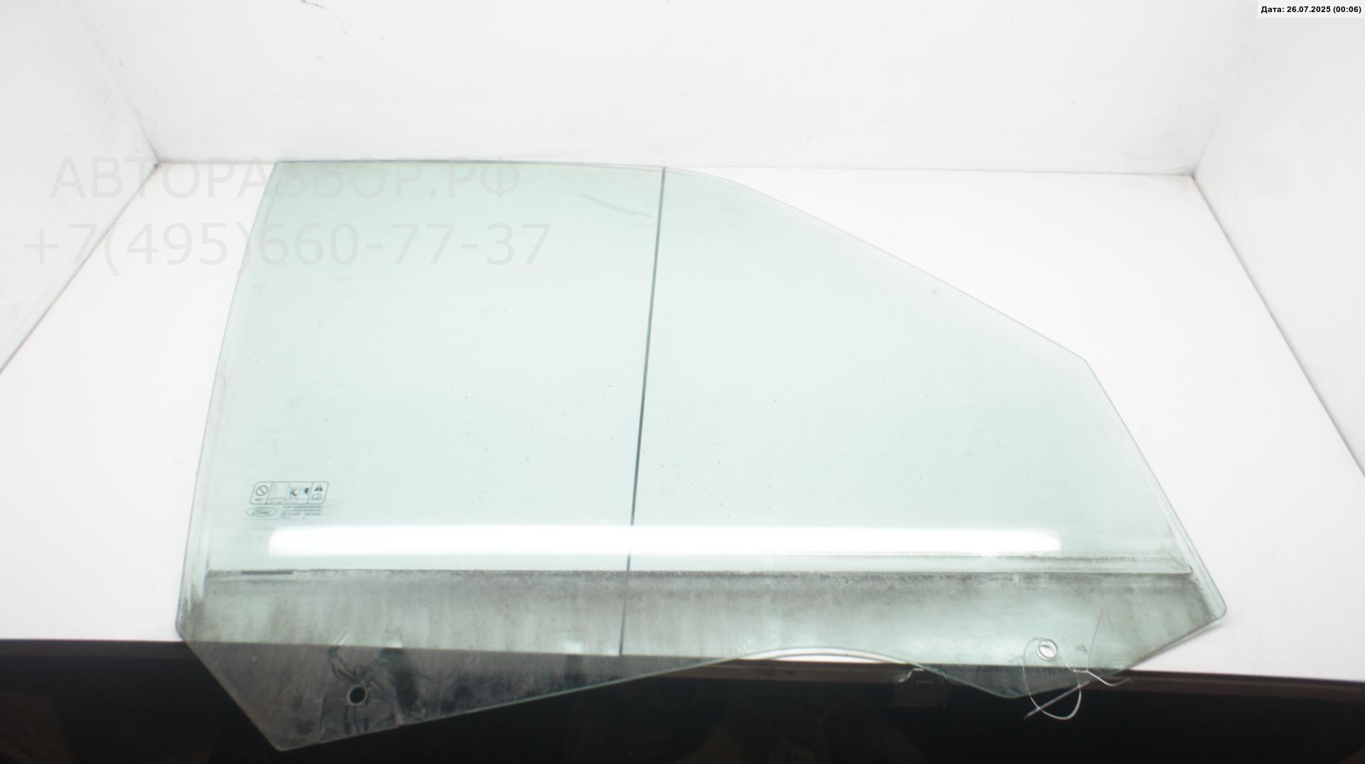 Стекло двери передней правой
