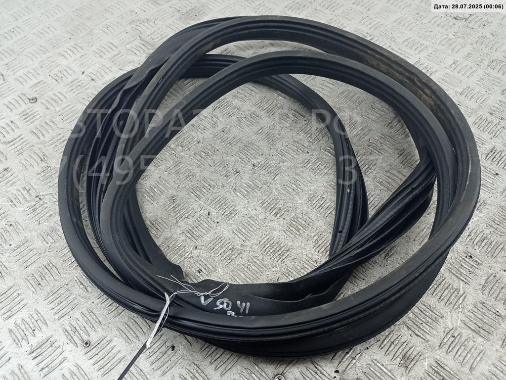 Уплотнитель двери