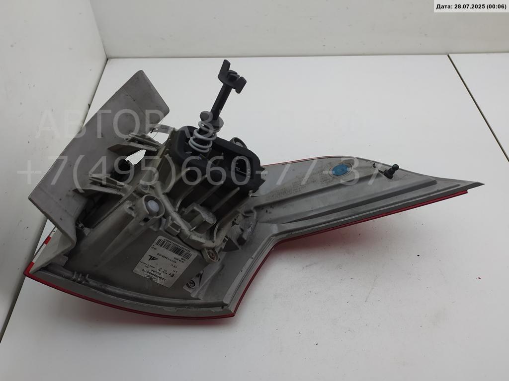 Фонарь задний левый