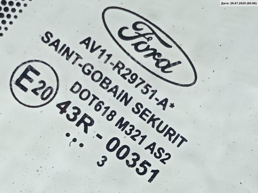 Стекло кузовное глухое левое